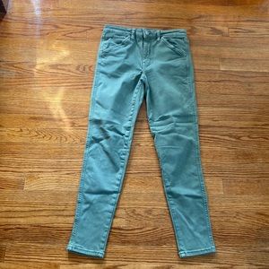 American Eagle green highrise jegging